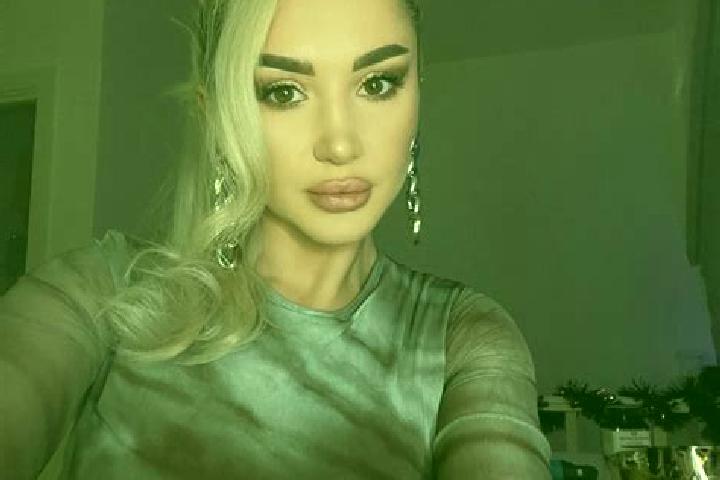 Lillian, 30, a blonde amber-eyed middle eastern companion based in Aleppo. Offering Massage, Domination, GFE, Travel Companion. Available for incall and outc...