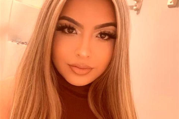 Lillian, 30, a blonde grey-eyed latina companion based in Castiglione d Orcia. Offering Striptease, Dinner Date, CIM, Duos, Travel Companion. Available for i...