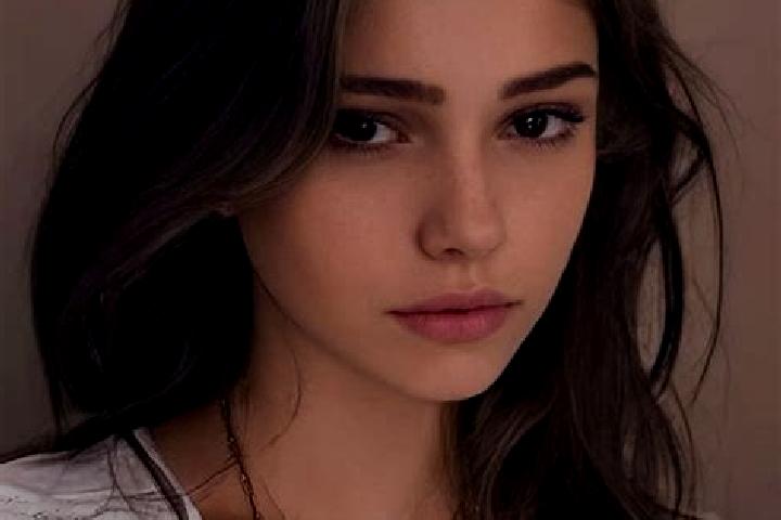 Lillian, 30, a chestnut grey-eyed slavic companion based in Seis de Octubre (Santo Nino). Offering Domination, BDSM, CIM. Available for incall and outcall, d...