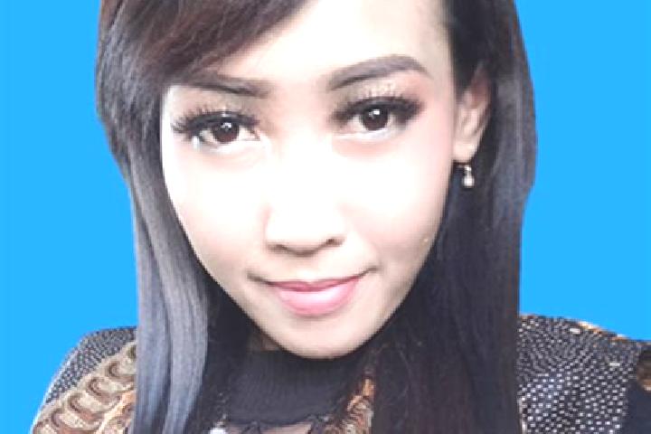 Lillian, 30 — Escort in Pojok, Indonesia