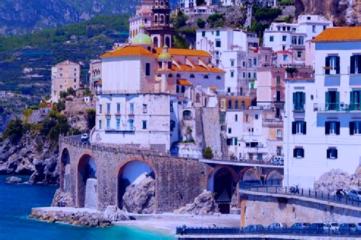 Lillian, 30 — Escort in Spera, Italy