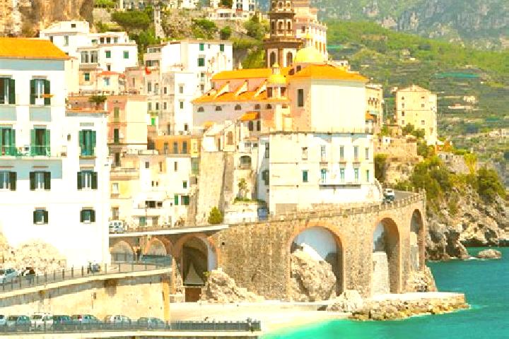 Lillian, 30 — Escort in Valgoglio, Italy