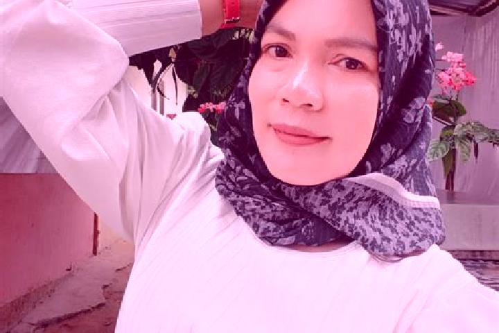 Lillian, 31 — Escort in Bangkinang, Indonesia