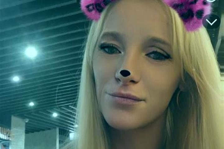 Lillian, 31 — Escort in Bours, France
