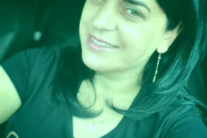 Lillian, 31 — Escort in Costieni, Romania