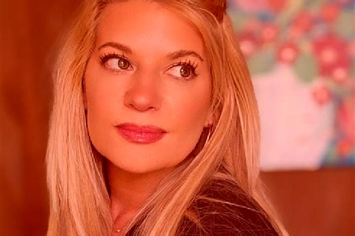 Lillian, 31 — Escort in Elsa, United States