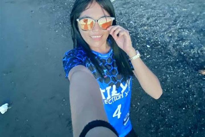 Lillian, 31 — Escort in Tamayong, Philippines