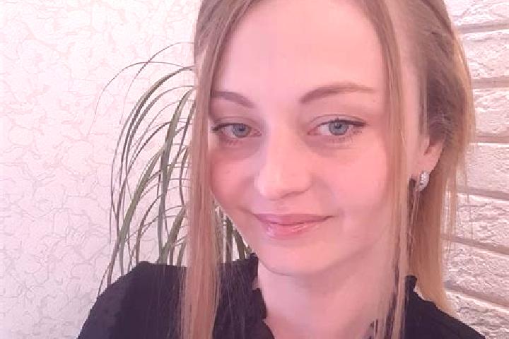 Lillian, 31 — Escort in Zvenyhorodka, Ukraine