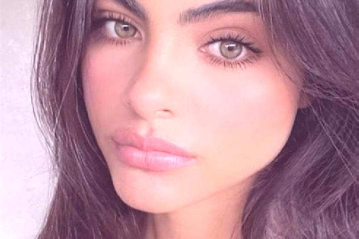 Lillian, 32, a auburn dark-eyed indian companion based in Brisighella. Offering Prostate Massage, Girlfriend Experience, GFE. Available for incall and outcal...