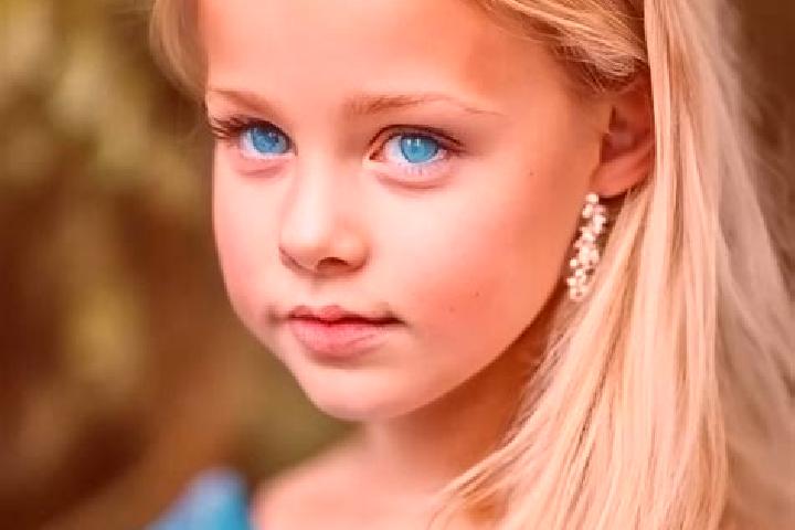 Lillian, 32, a blonde blue-eyed ebony companion based in Alatyr . Offering Roleplay, CIM, A-Level, 69. Available for incall and outcall, overnight bookings a...