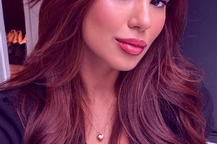 Lillian, 32, a chestnut dark-eyed asian companion based in Putre. Offering GFE, Dinner Date, A-Level. Available for incall and outcall, overnight bookings av...