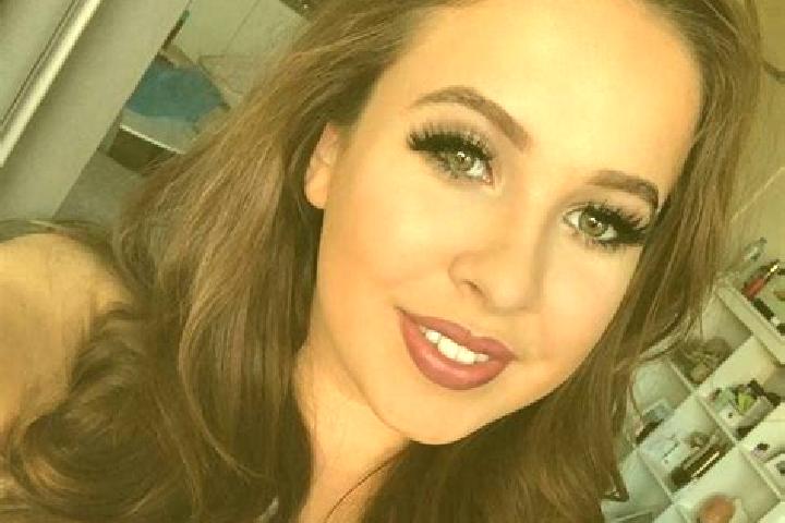 Lillian, 32, a dark blonde dark-eyed caucasian companion based in Dishmuk. Offering Tantra, Deep French Kissing, BDSM, Couples, 69. Available for incall and ...