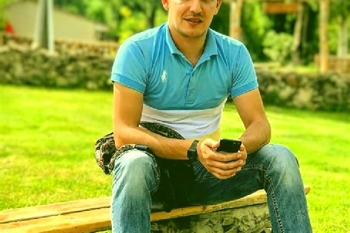 Lillian, 32 — Escort in Argavand, Armenia