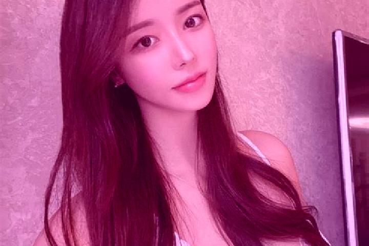 Lillian, 32 — Escort in Gwanin, South Korea