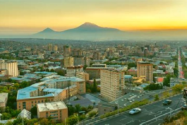 Lillian, 32 — Escort in Hushakert, Armenia