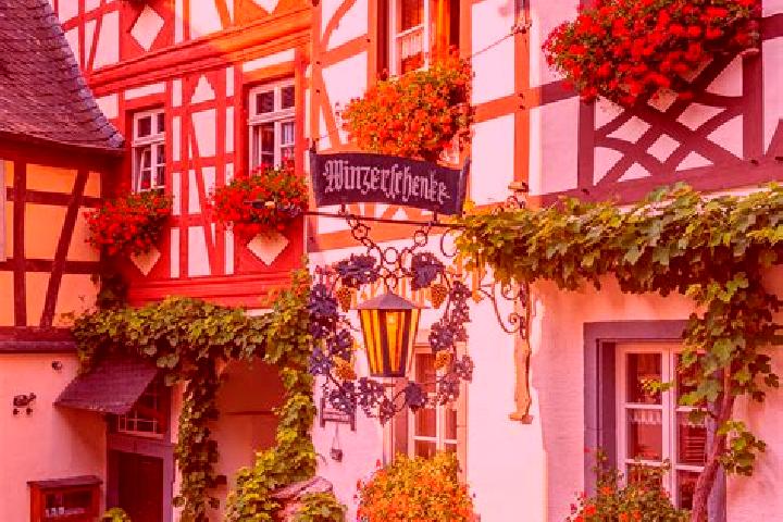 Lillian, 32 — Escort in Kleinwenden, Germany