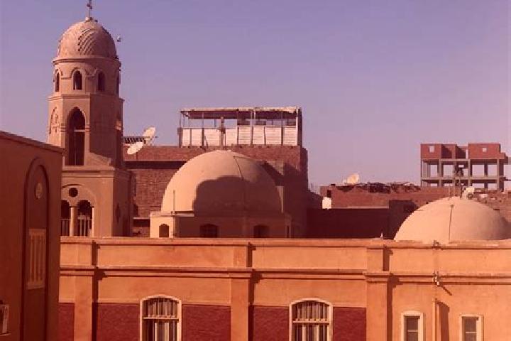 Lillian, 32 — Escort in Matay, Egypt