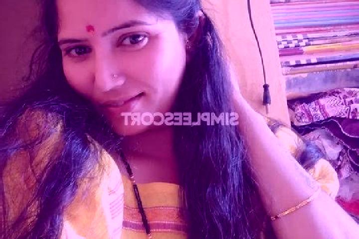 Lillian, 32 — Escort in Mettupalayam, India