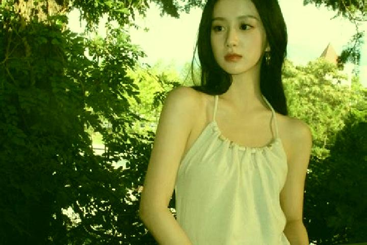 Lillian, 32 — Escort in Shangen, China