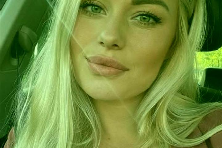 Lillian, 33, a blonde hazel-eyed indian companion based in Rottweil. Offering Couples, Prostate Massage. Available for incall and outcall, overnight bookings...