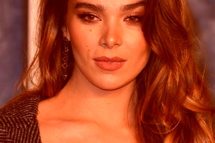 Lillian, 33, a brunette grey-eyed caucasian companion based in Alcanede. Offering A-Level, Dinner Date. Available for incall and outcall, day and evening dates.