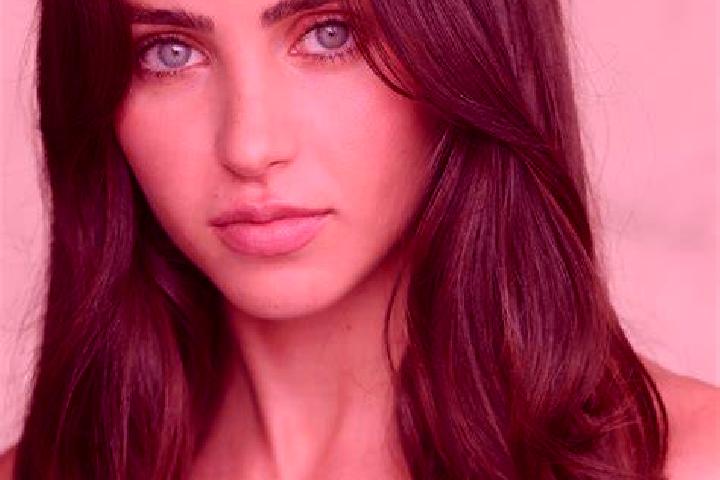 Lillian, 33, a brunette grey-eyed indian companion based in Olivares. Offering Deep French Kissing, CIM, Erotic Massage, Striptease. Available for incall and...
