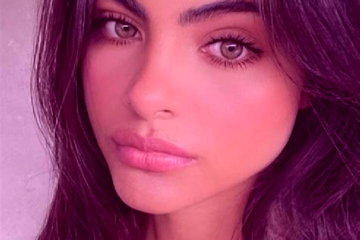 Lillian, 33, a chestnut green-eyed indian companion based in Ponti. Offering Girlfriend Experience, BDSM, Massage, Deep French Kissing. Available for incall ...