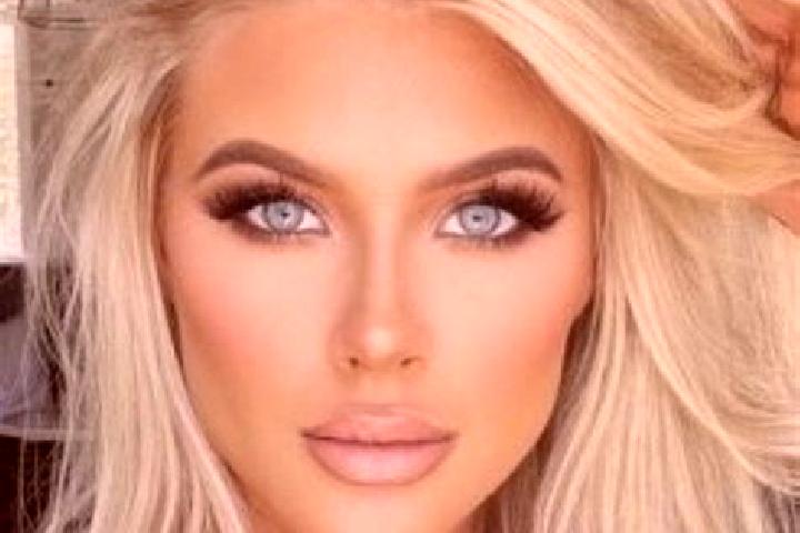 Lillian, 33, a platinum blonde green-eyed middle eastern companion based in Dobrusa. Offering Erotic Massage, BDSM, Party Girl. Available for incall and outc...