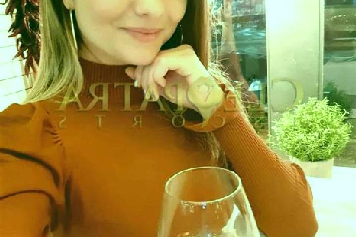 Lillian, 33, a red grey-eyed slavic companion based in Pratantico-Indicatore. Offering Deep French Kissing, Massage, OWO, Roleplay, Domination. Available for...