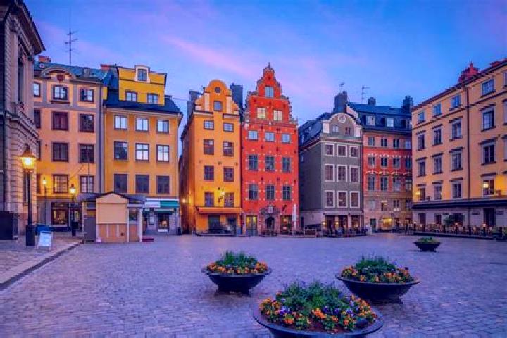 Lillian, 33 — Escort in Helsingborg, Sweden