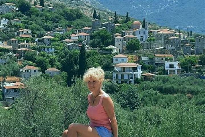 Lillian, 33 — Escort in Nea Poteidaia, Greece
