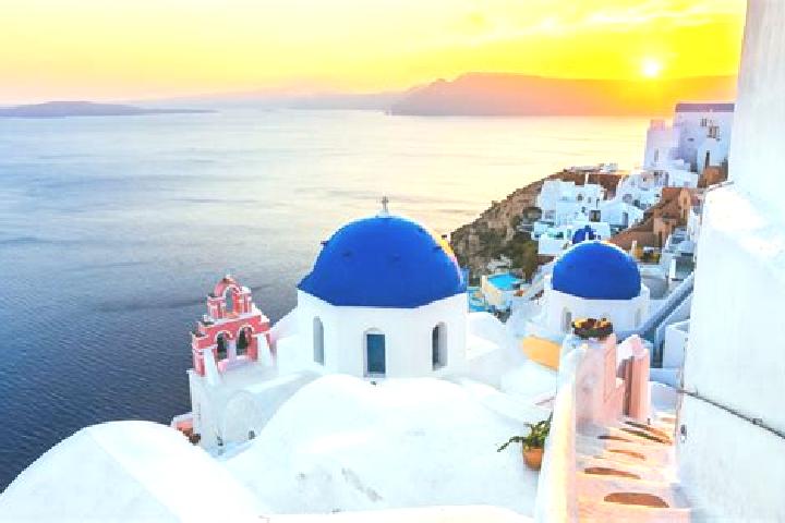 Lillian, 33 — Escort in Polyplatanos, Greece