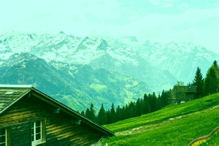 Lillian, 33 — Escort in Ruemlang / Huebacher, Switzerland