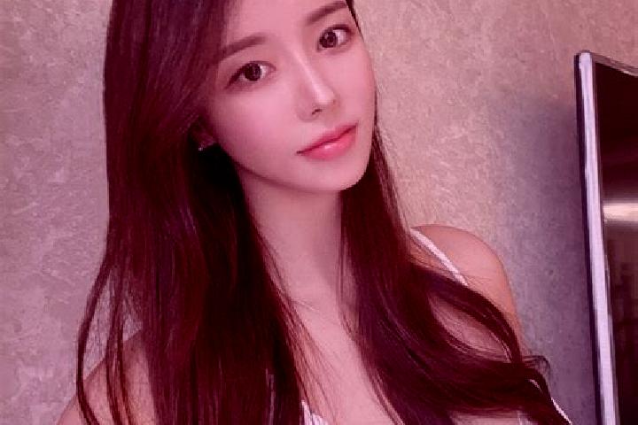 Lillian, 33 — Escort in Shangkenglu, China