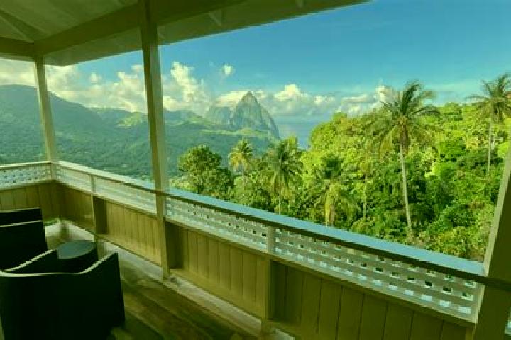 Lillian, 33 — Escort in Soufriere, Dominica