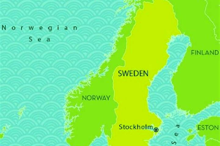 Lillian, 33 — Escort in Varby, Sweden