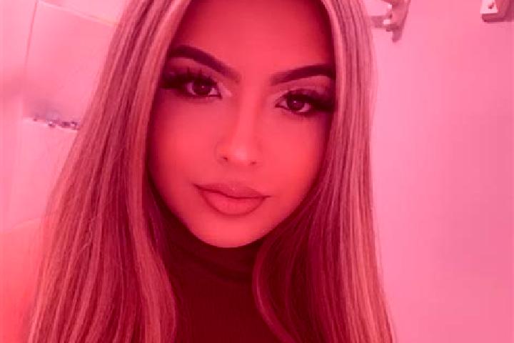 Lillian, 34, a blonde grey-eyed latina companion based in Ford End. Offering BDSM, Couples. Available for incall and outcall, overnight bookings available.