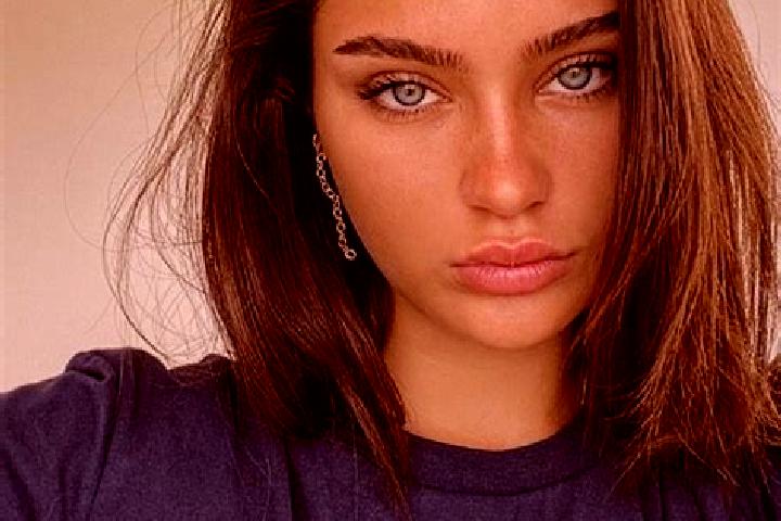 Lillian, 34, a brunette blue-eyed ebony companion based in Barbadillo del Mercado. Offering Dinner Date, A-Level, Massage, Duos. Available for incall and out...