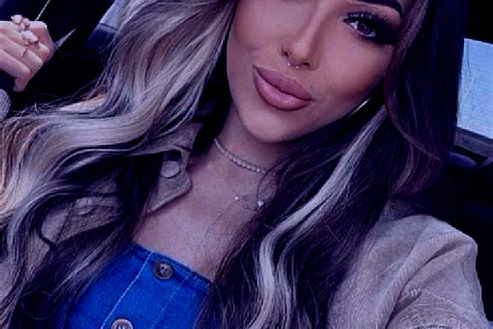 Lillian, 34, a dark blonde brown-eyed mediterranean companion based in Preixens. Offering Erotic Massage, Duos, Dinner Date, Domination. Available for incall...