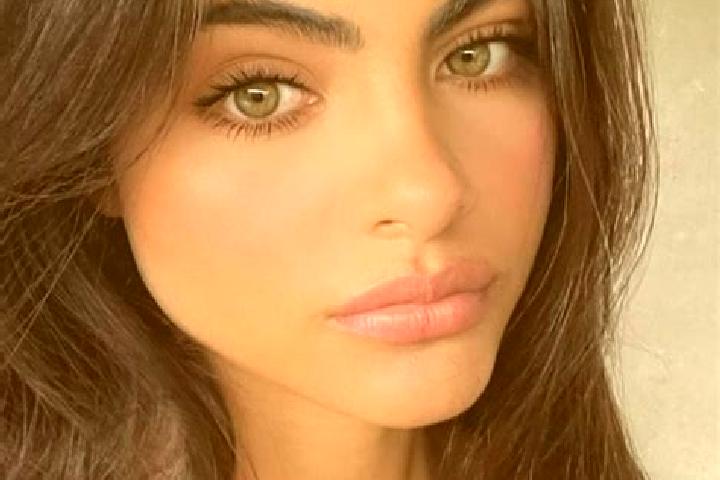 Lillian, 34, a dark blonde hazel-eyed middle eastern companion based in Lughignano. Offering Erotic Massage, Massage, OWO, Tantra. Available for incall and o...
