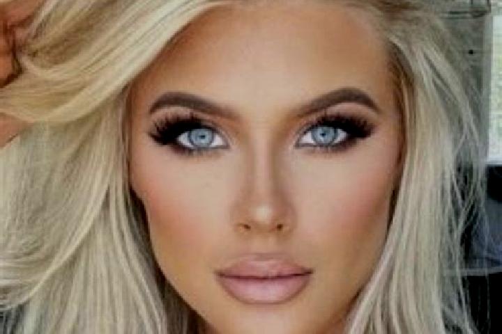Lillian, 34, a platinum blonde blue-eyed latina companion based in Madronal. Offering A-Level, Tantra, Erotic Massage. Available for incall and outcall, day ...