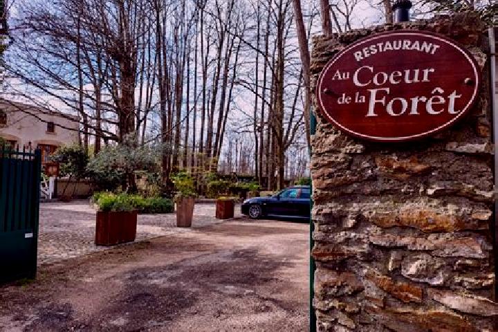 Lillian, 34 — Escort in Chateauneuf-la-Foret, France
