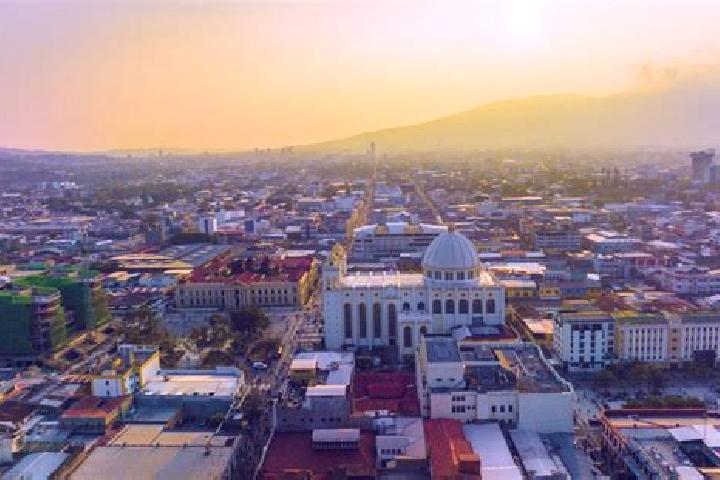 Lillian, 34 — Escort in Ciudad Barrios, El Salvador