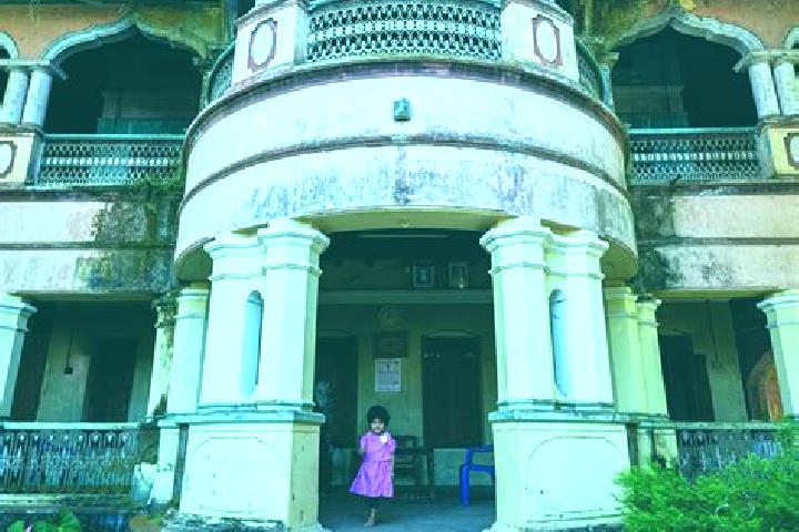 Lillian, 34 — Escort in Vellakkinar, India