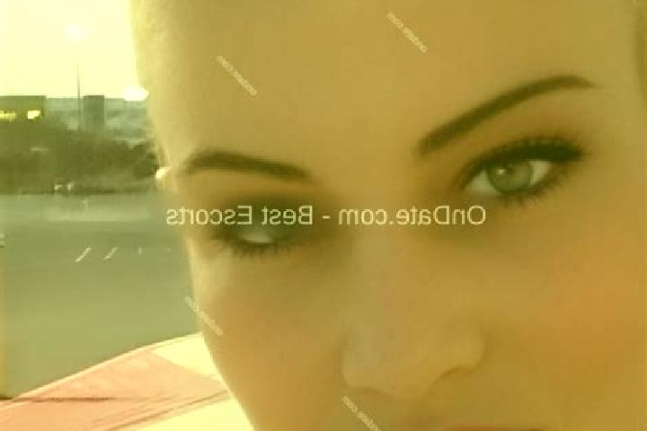 Lillian, 34 — Escort in Volchanets, Russia