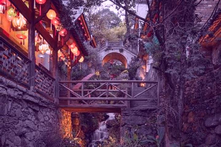 Lillian, 34 — Escort in Wuyuan, China