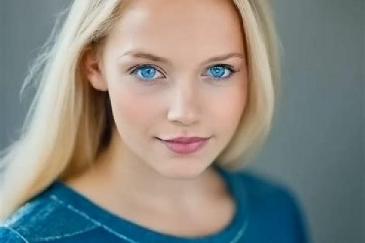 Lillian, 35, a blonde blue-eyed indian companion based in Rosarno. Offering Couples, A-Level, 69. Available for incall and outcall, overnight bookings availa...