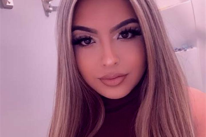 Lillian, 35, a blonde brown-eyed latina companion based in Riedering. Offering 69, OWO, Travel Companion, Couples. Available for incall and outcall, day and ...
