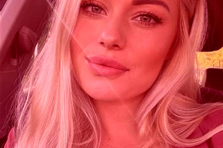 Lillian, 35, a blonde hazel-eyed asian companion based in Wadeye. Offering GFE, 69, OWO, Party Girl, Domination. Available for incall and outcall, day and ev...