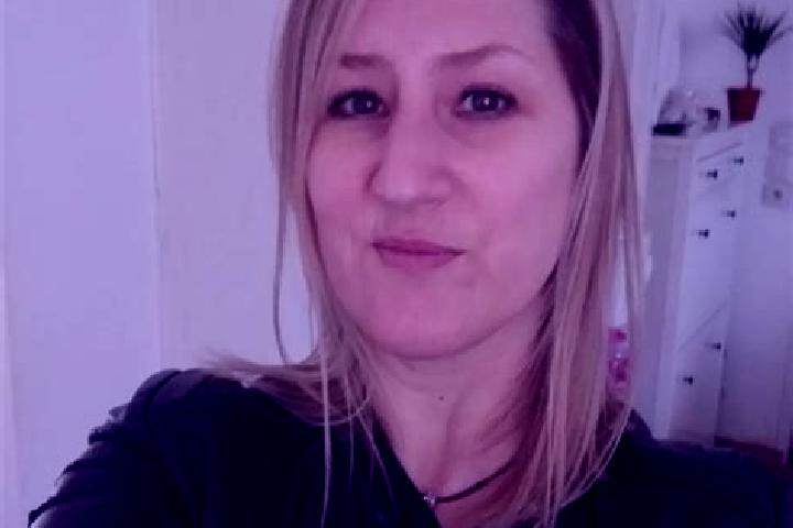 Lillian, 35 — Escort in Bellot, France